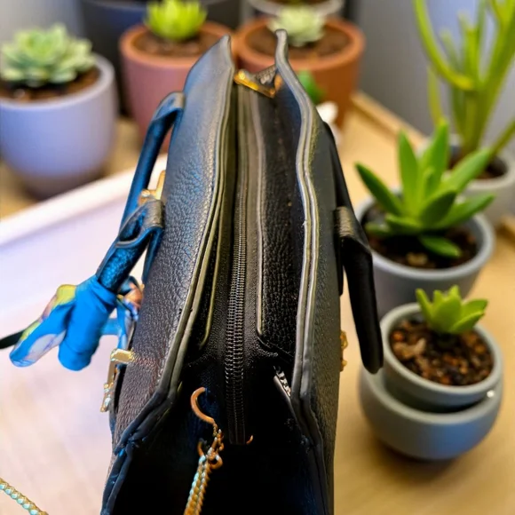 BLACK FRIDAY SALE!! Black Pebbled Faux Leather Satchel with Carry Strap - Picture 4 of 8